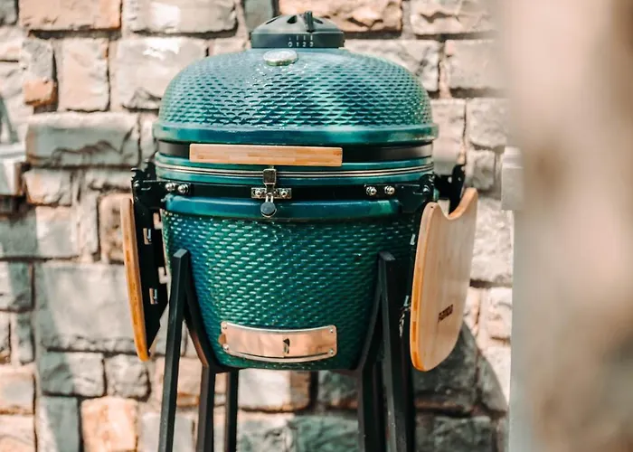 Private Olive Glamping With Tiny House And Two Tents Campsite