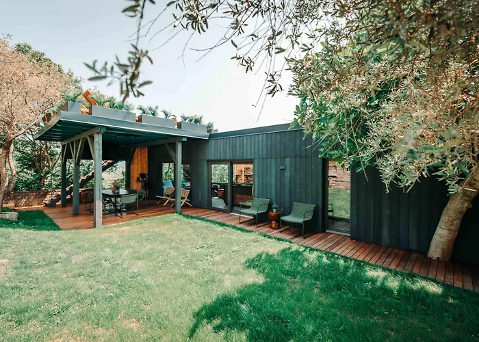 Private Olive Glamping With Tiny House And Two Tents Sečovlje